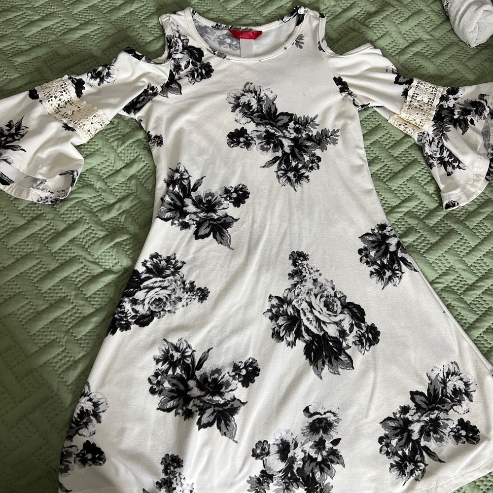 black and white floral dress